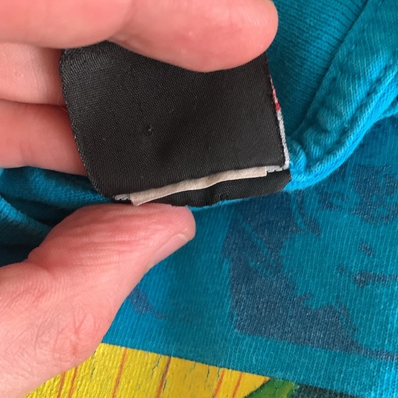 Marvel Mad Engine Shirt Y2K Heros Vs Villains Size XL Light Blue - Picture 9 of 9